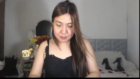 Snapshot of stellahugets chatting on November 16, 2025, 3:56 am Stella online show from November 16, 2025, 3:56 am