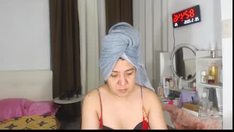 Stella online show from May 28, 2026, 12:24 pm