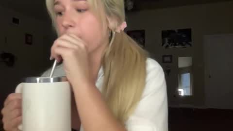 stellaraexox online show from October 15, 2025, 12:11 am