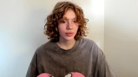 S T E L L A online show from October 24, 2025, 8:11 am