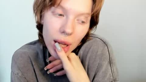 S T E L L A online show from March 9, 2026, 10:08 am