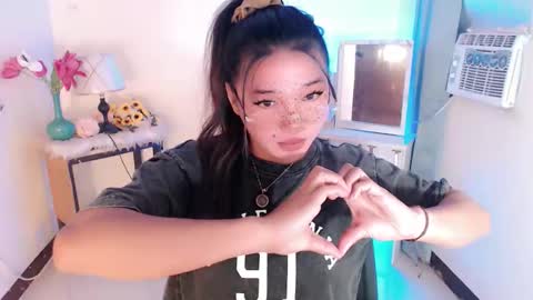 Stella sweet online show from November 5, 2025, 4:45 am