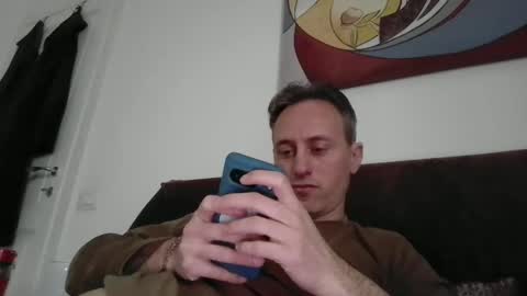 Snapshot of sten015 chatting on February 19, 2025, 2:01 pm sten015 online show from February 19, 2025, 2:01 pm