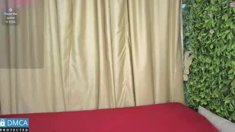 Stepha online show from October 15, 2025, 11:10 am