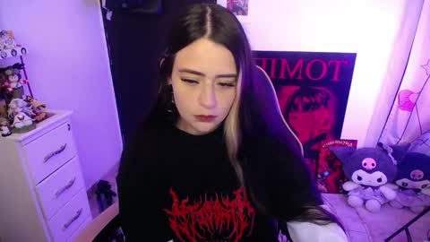 Snapshot of stephani_rousso chatting on February 2, 2026, 10:52 pm joha cosmo online show from February 2, 2026, 10:52 pm