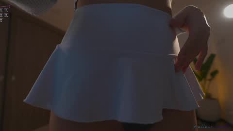 stephania_let online show from April 5, 2026, 2:03 pm