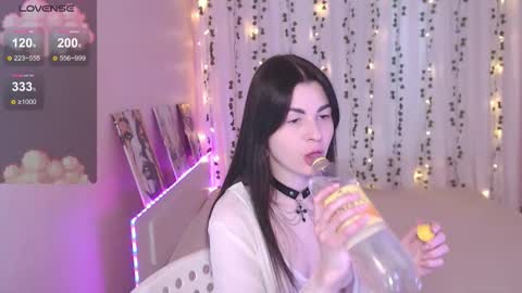 Snapshot of stephanie_diaz chatting on February 23, 2026, 10:45 am stephanie_diaz online show from February 23, 2026, 10:45 am