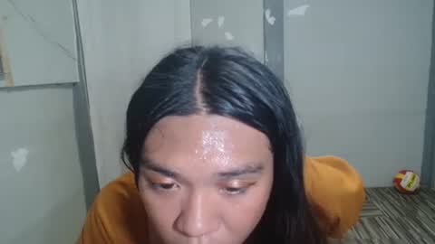 Snapshot of stephanie_zee chatting on May 15, 2026, 1:07 pm stephanie_zee online show from May 15, 2026, 1:07 pm