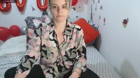 Snapshot of stephaniewild chatting on February 27, 2026, 11:32 am Stephanie online show from February 27, 2026, 11:32 am