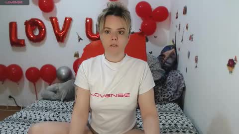 Snapshot of stephaniewild chatting on March 14, 2026, 10:10 am Stephanie online show from March 14, 2026, 10:10 am