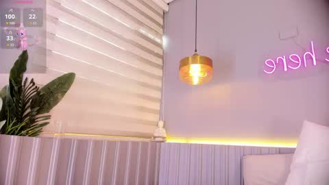 Snapshot of stephany__monroe chatting on May 11, 2026, 4:48 pm Stephany online show from May 11, 2026, 4:48 pm