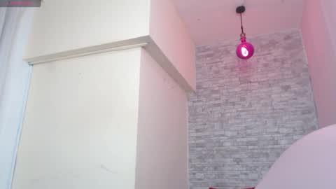 stephany_rodriguez_ online show from September 29, 2025, 1:27 pm