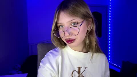 Snapshot of stepheniesemans chatting on February 27, 2026, 3:34 pm Stef online show from February 27, 2026, 3:34 pm