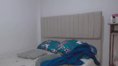 Snapshot of stepmom_slut_50_ chatting on March 12, 2026, 6:14 pm Angie mature online show from March 12, 2026, 6:14 pm