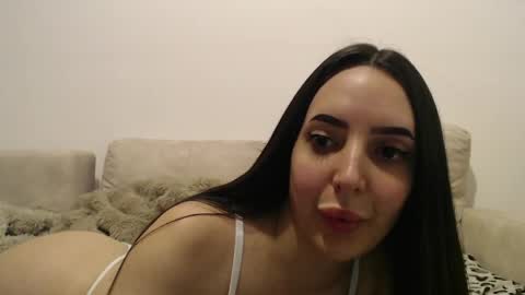 Snapshot of stepmommy19 chatting on March 11, 2026, 8:59 pm StepMommy19 online show from March 11, 2026, 8:59 pm