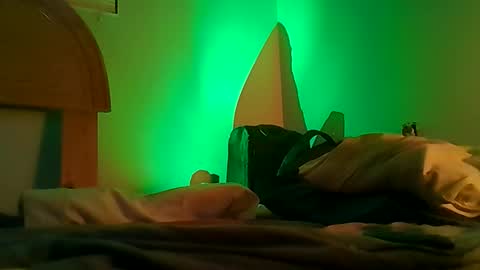 Snapshot of sterng123 chatting on October 24, 2025, 6:43 am sterng123 online show from October 24, 2025, 6:43 am