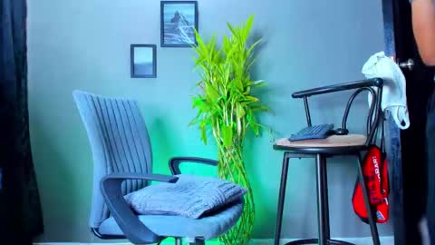 Snapshot of stev_velez chatting on January 11, 2026, 6:13 pm Steve online show from January 11, 2026, 6:13 pm