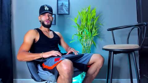 Snapshot of stev_velez chatting on March 16, 2026, 12:31 pm Steve online show from March 16, 2026, 12:31 pm