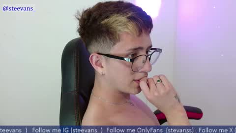 Snapshot of stevans_ chatting on September 10, 2025, 7:08 am Stevan online show from September 10, 2025, 7:08 am