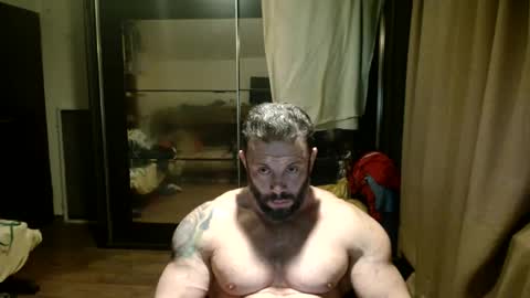 Snapshot of stevebulkzor chatting on October 7, 2025, 8:39 pm Steve Oakenshield son of John son of Vasyl online show from October 7, 2025, 8:39 pm