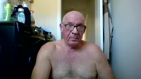 Snapshot of stevejons47 chatting on September 24, 2025, 4:32 pm stevejons47 online show from September 24, 2025, 4:32 pm