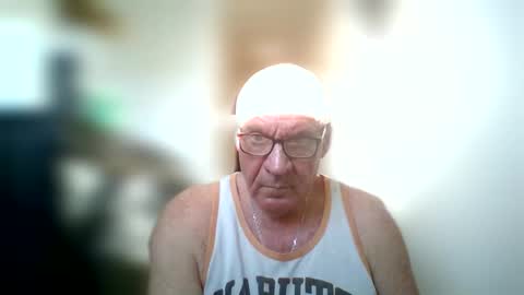 Snapshot of stevejons47 chatting on October 23, 2025, 12:37 pm stevejons47 online show from October 23, 2025, 12:37 pm