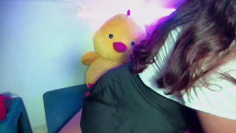 Snapshot of steven_and_jade chatting on December 22, 2025, 6:32 am steven and jade online show from December 22, 2025, 6:32 am