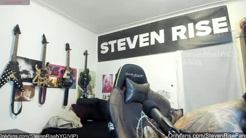 Snapshot of stevenrisenyc chatting on April 10, 2026, 12:27 am StevenRiseNYC online show from April 10, 2026, 12:27 am