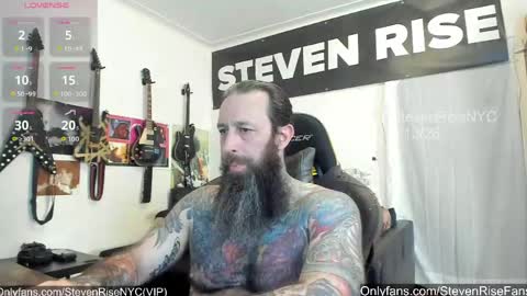 Snapshot of stevenrisenyc chatting on April 14, 2026, 10:05 pm StevenRiseNYC online show from April 14, 2026, 10:05 pm