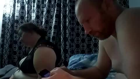 AA online show from December 5, 2025, 2:31 am