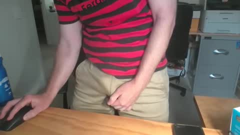 Snapshot of stevethetigerr chatting on January 19, 2026, 4:38 am SteveTheTigerr online show from January 19, 2026, 4:38 am