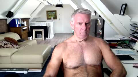Snapshot of stevetwo chatting on June 9, 2026, 10:49 am stevetwo online show from June 9, 2026, 10:49 am