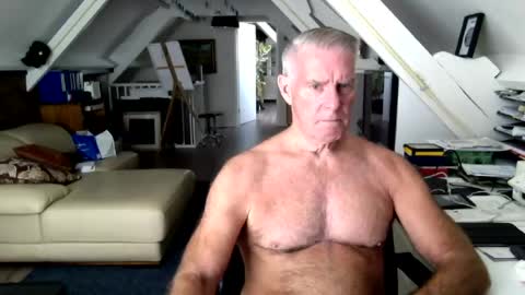 Snapshot of stevetwo chatting on July 10, 2026, 12:08 pm stevetwo online show from July 10, 2026, 12:08 pm