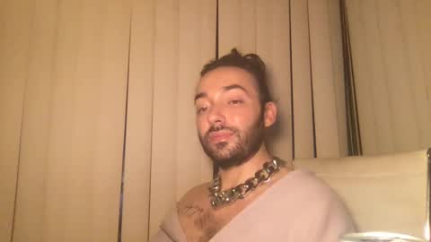 Snapshot of stevey_94 chatting on September 20, 2025, 11:39 pm gay tease online show from September 20, 2025, 11:39 pm