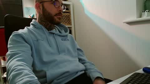 Snapshot of stevie_rae chatting on November 9, 2025, 5:11 pm stevie_rae online show from November 9, 2025, 5:11 pm