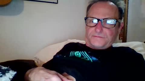 Snapshot of steviehard7 chatting on January 26, 2025, 5:13 am steviehard7 online show from January 26, 2025, 5:13 am