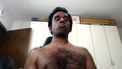 StevieMiB online show from October 9, 2025, 8:40 pm