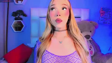 Snapshot of steyseequeen chatting on October 3, 2025, 10:51 pm Steisee Reyes online show from October 3, 2025, 10:51 pm