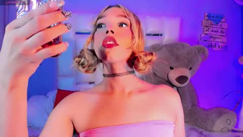 Snapshot of steyseequeen chatting on November 14, 2025, 8:40 pm Steisee Reyes online show from November 14, 2025, 8:40 pm