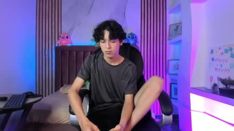 Sthepano  online show from March 18, 2026, 3:20 am