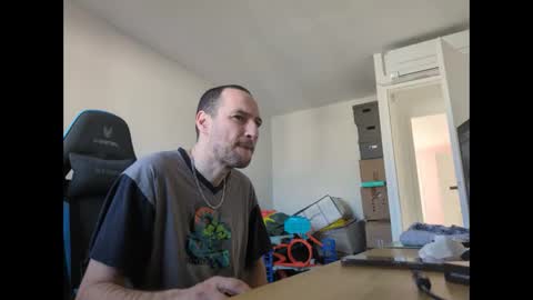 Snapshot of stickolive1 chatting on February 27, 2026, 8:25 am stickolive1 online show from February 27, 2026, 8:25 am