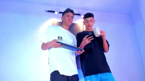 Stiven  brendan online show from October 22, 2025, 2:56 am