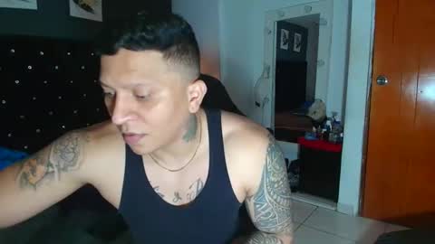 Snapshot of stily_santos_ chatting on October 18, 2025, 3:20 am stily online show from October 18, 2025, 3:20 am