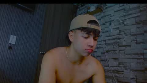 Snapshot of stiv__lea chatting on January 10, 2026, 6:53 pm stiven leal online show from January 10, 2026, 6:53 pm