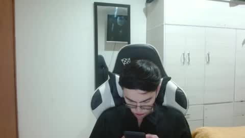 Snapshot of stiv_grant chatting on February 2, 2025, 9:08 am stiv_grant online show from February 2, 2025, 9:08 am