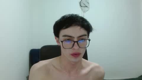 Snapshot of stiv_grant chatting on February 17, 2026, 10:05 pm stiv_grant online show from February 17, 2026, 10:05 pm