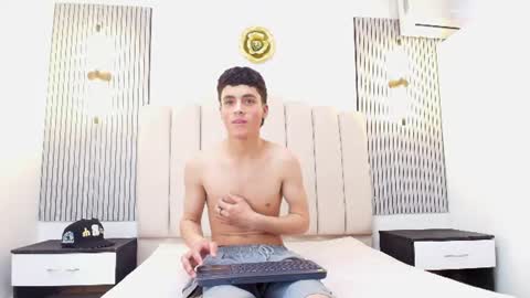 stiven_cooper2 online show from June 11, 2026, 2:26 pm