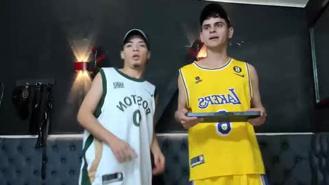 friends online show from November 27, 2025, 4:58 am