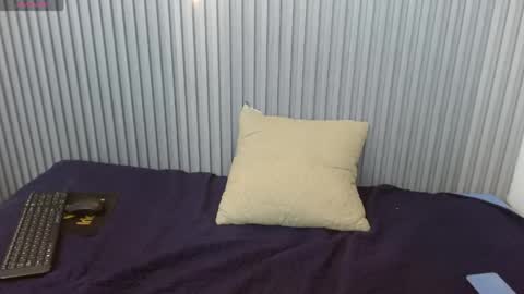 Snapshot of stiwentwink chatting on April 15, 2026, 7:58 pm Stiwen online show from April 15, 2026, 7:58 pm
