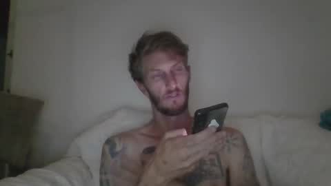 Snapshot of stix35 chatting on January 7, 2026, 5:48 pm stix35 online show from January 7, 2026, 5:48 pm